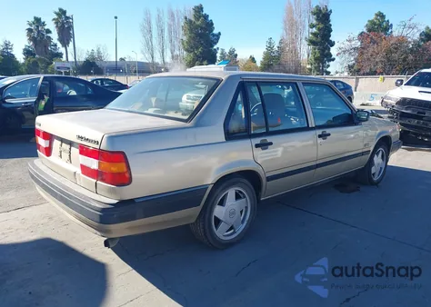 1992 Volvo 940 Gle z USA, uszkodzony, nr VIN YV1JS8713N1099906